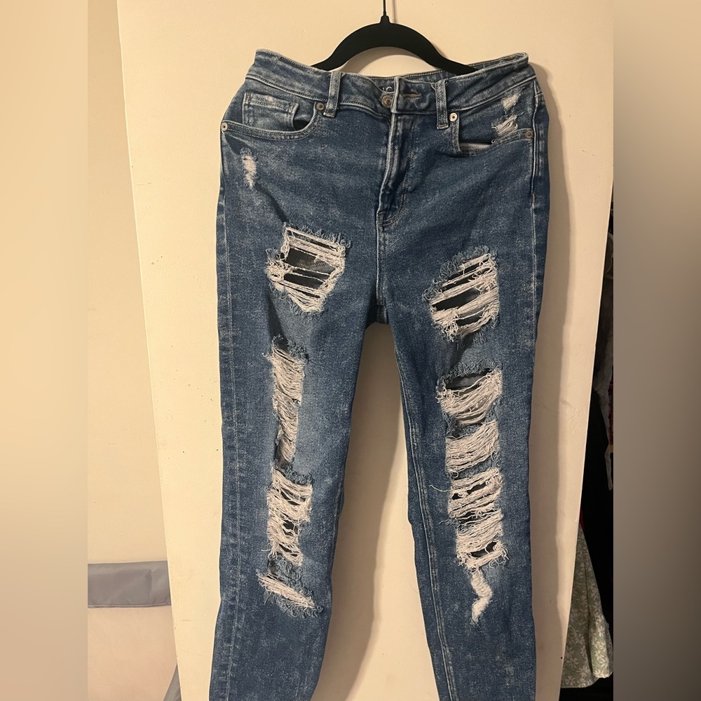 American eagle mom jeans